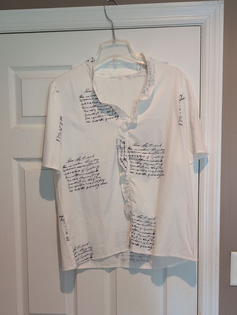 Forever 21 White Short Sleeve Script Print Top